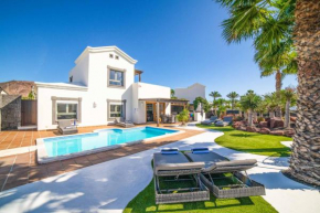 Villa Lucero